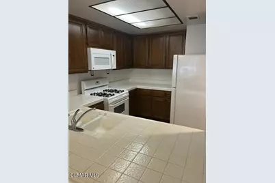 1119 Via Montoya #20, Camarillo, CA 93010 - Photo 3