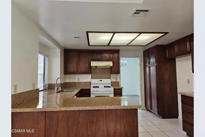 2752 Annandale Lane, Simi Valley, CA 93063 - Photo 11