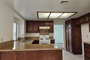 2752 Annandale Ln, Simi Valley, CA 93063 - Photo 11