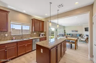 7092 Crimora Ave, Moorpark, CA 93021 - Photo 5