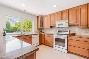 403 Blackhawk Dr, Newbury Park, CA 91320 - Photo 11