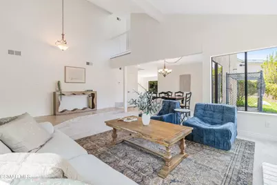 403 Blackhawk Drive, Newbury Park, CA 91320 - Photo 7