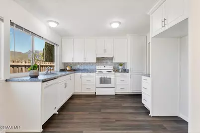 4063 Elkwood Street, Newbury Park, CA 91320 - Photo 3