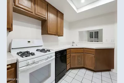 185 McAfee Court, Thousand Oaks, CA 91360 - Photo 9