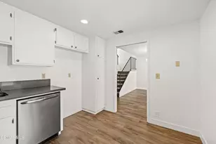 192 Padua Cir, Newbury Park, CA 91320 - Photo 11