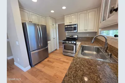 208 Calle Tamega, Camarillo, CA 93012 - Photo 11