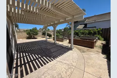208 Calle Tamega, Camarillo, CA 93012 - Photo 35