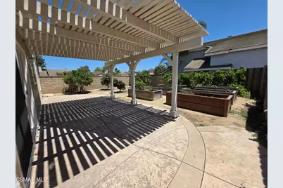 208 Calle Tamega, Camarillo, CA 93012 - Photo 33