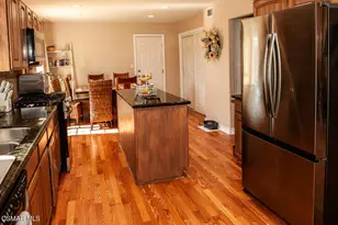 2884 Gardner St, Simi Valley, CA 93065 - Photo 9