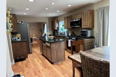 2884 Gardner Street, Simi Valley, CA 93065 - Photo 9