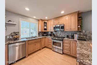 3360 Dalhart Avenue, Simi Valley, CA 93063 - Photo 13