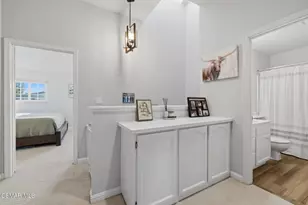 228 Hill Ranch Dr, Thousand Oaks, CA 91362 - Photo 23