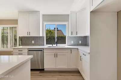 260 Goldenwood Circle, Simi Valley, CA 93065 - Photo 15