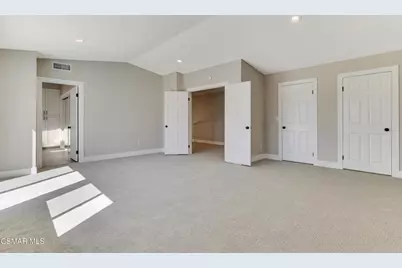 260 Goldenwood Circle, Simi Valley, CA 93065 - Photo 35
