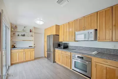 32040 Waterside Lane, Westlake Village, CA 91361 - Photo 15
