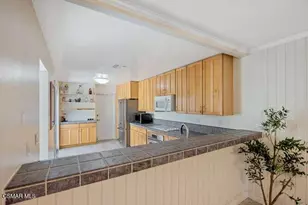 32040 Waterside Ln, Westlake Village, CA 91361 - Photo 11