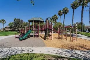 340 Town Forest Ct, Camarillo, CA 93012 - Photo 37