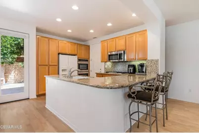 340 Town Forest Court, Camarillo, CA 93012 - Photo 3