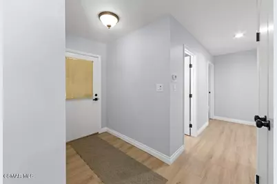 2921 Royal Avenue, Simi Valley, CA 93065 - Photo 3