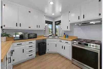 2921 Royal Avenue, Simi Valley, CA 93065 - Photo 5
