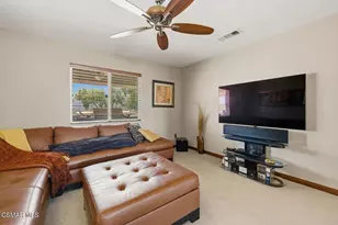 17114 Crest Heights Dr, Canyon Country, CA 91387 - Photo 17