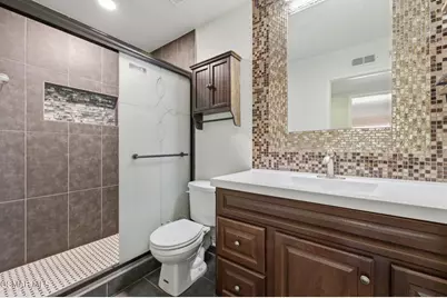 13949 Tucker Avenue, Sylmar, CA 91342 - Photo 17
