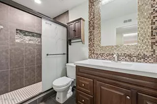 13949 Tucker Ave, Sylmar, CA 91342 - Photo 17