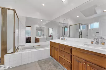 9801 Lubao Avenue, Chatsworth, CA 91311 - Photo 37