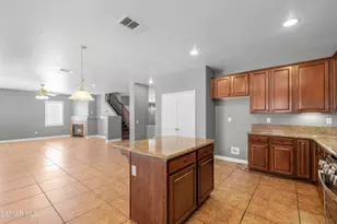 2440 Carolyn Dr, Palmdale, CA 93551 - Photo 9