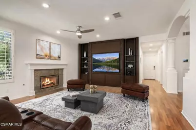 921 Ellesmere Way, Oak Park, CA 91377 - Photo 19
