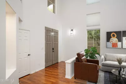 921 Ellesmere Way, Oak Park, CA 91377 - Photo 5
