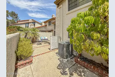 441 Cherry Hills Lane, Thousand Oaks, CA 91320 - Photo 47