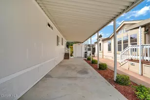 195 Tierra Rejada Road, Simi Valley, CA 93065 - Photo 27