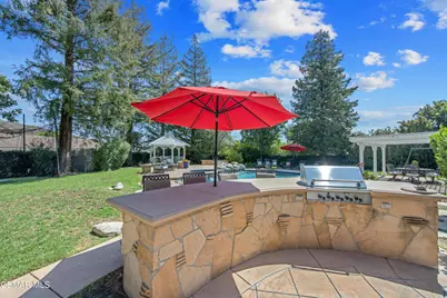 29675 Meadowmist Way, Agoura Hills, CA 91301 - Photo 47
