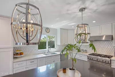 29675 Meadowmist Way, Agoura Hills, CA 91301 - Photo 13