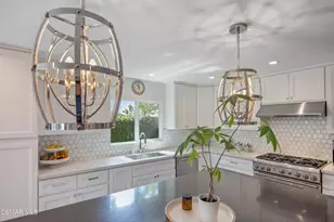 29675 Meadowmist Way, Agoura Hills, CA 91301 - Photo 13