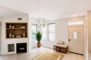 23605 Muir Trail, Valencia, CA 91354 - Photo 7