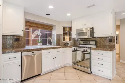 644 Brademas Court, Simi Valley, CA 93065 - Photo 7