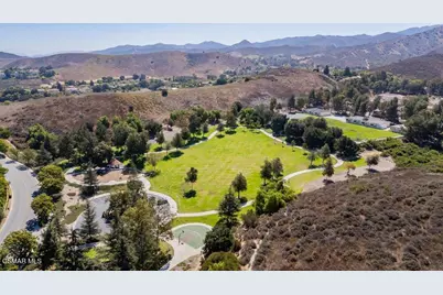 644 Brademas Court, Simi Valley, CA 93065 - Photo 39