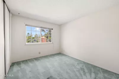 2260 Hollowpark Court, Thousand Oaks, CA 91362 - Photo 21