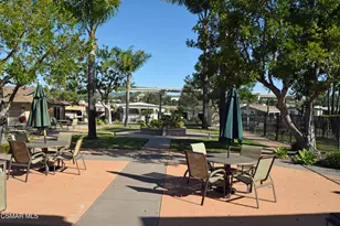195 Tierra Rejada Road, Simi Valley, CA 93065 - Photo 23