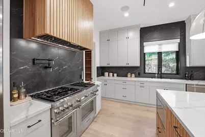 5444 Murietta Avenue, Sherman Oaks, CA 91401 - Photo 15