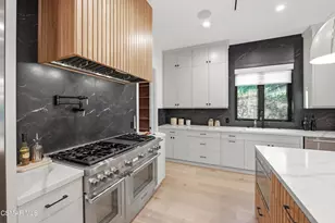 5444 Murietta Ave, Sherman Oaks, CA 91401 - Photo 15