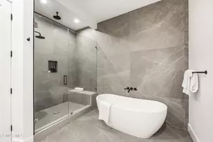 5444 Murietta Ave, Sherman Oaks, CA 91401 - Photo 35