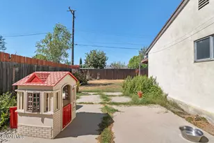 1735 Spence St, Simi Valley, CA 93065 - Photo 21