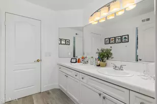 1660 Cross Bridge Pl, Thousand Oaks, CA 91362 - Photo 25