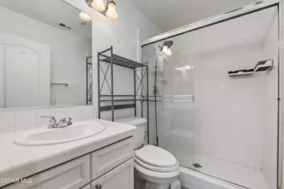 1660 Cross Bridge Place, Thousand Oaks, CA 91362 - Photo 27