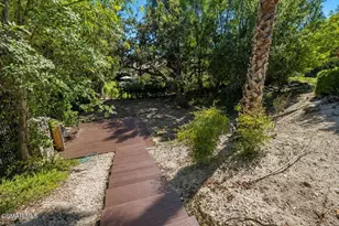 1660 Cross Bridge Pl, Thousand Oaks, CA 91362 - Photo 35