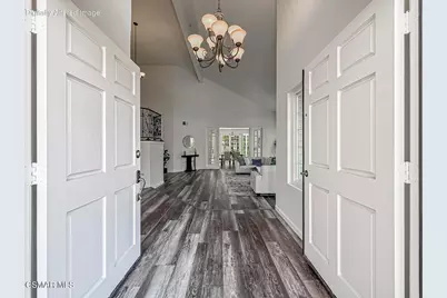 12486 Beech Grove Court, Moorpark, CA 93021 - Photo 21