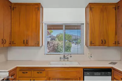 5600 Hunter Street, Ventura, CA 93003 - Photo 9